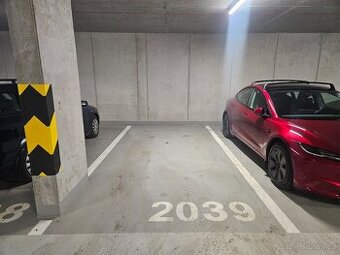 Garážové stání - Waltariho Praha 9