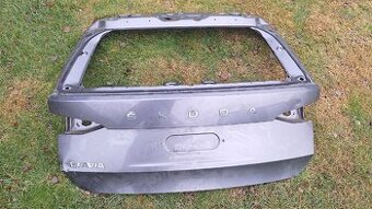 5. Dveře - Víko kufru na Škodu Octavia 4 combi