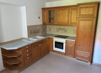 Kuchyňská linka – MASIVNÍ dvířka – SKLADEM -