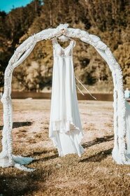 Romantické svatební šaty