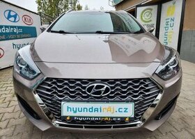 Hyundai i40 1.6.-NÍZKÉ KM-KAMERA-NAVI