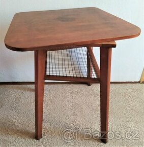 Nabízím starý dřevěný, otočný konferenční stolek 60 léta - 1