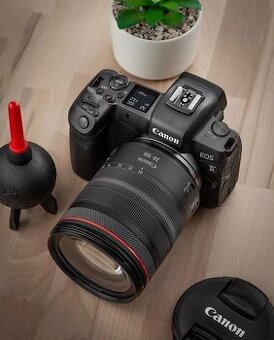 Obrázek k inzerátu: Canon eos R