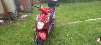 Skútr Sym 50