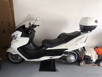 Prodej Suzuki Burgman 400