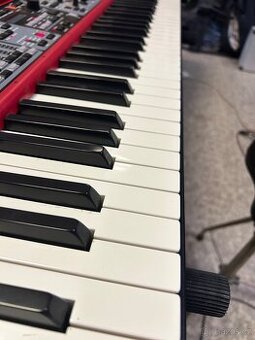 Nord Stage 3 88 hammer mech. ze studia