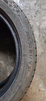 Prodám 4ks pneu zimní 205/50R17 Barum Polaris 5