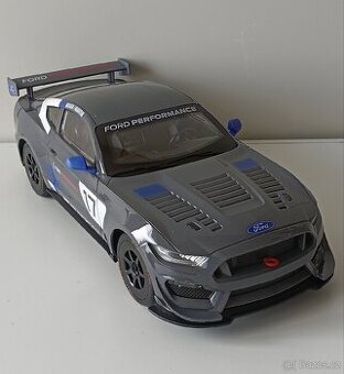 RC model Ford Mustang GT4 drifting výkon,1:14