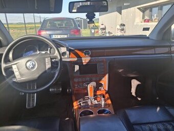VW Phaeton