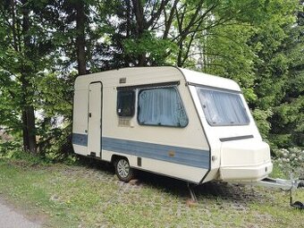 Obytný karavan