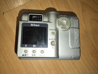 Retro fotoaparát Nikon Coolpix 775