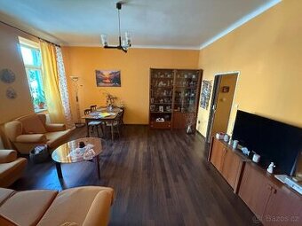Prostorný cihlový byt 3+1, 96m2, sklep, Černá Pole