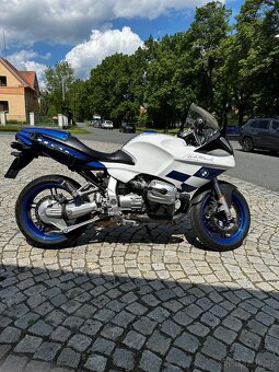 BMW R1100S