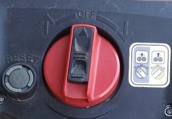 Elektrický zahradní drtič FLH 2500 a podobné výběhové typy