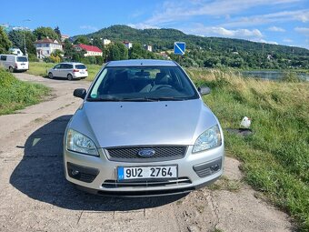 Ford Focus MK2 1.6 kombi benzín