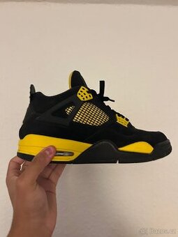 JORDAN 4 - YELLOW THUNDER