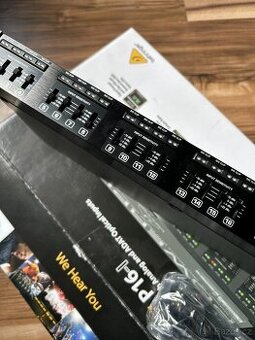 Behringer Powerplay P16-I + 4× P16-M + príslušenstvo