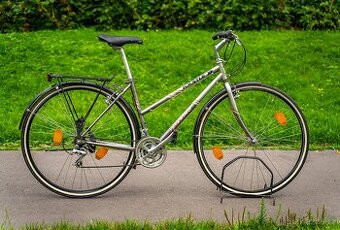 Dámské kolo Kastle Trekking Pro