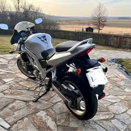 Suzuki SV650S