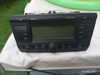 Autorádio ŠkodaAuto STREAM MP3.