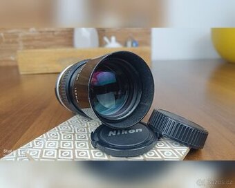Nikon Nikkor 135 mm f/2.8 (AI-s)