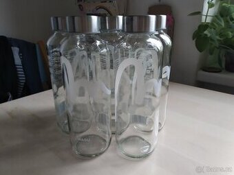 8 x skleněné lahve od Magu