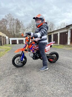 Minibike pro díťe i dospělé - skvělá motorka