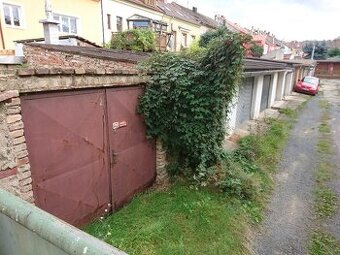 Garáž 21m2 Louny, ul. Husova k rekonstrukci