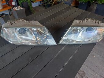 Xenony Škoda Octavia 2