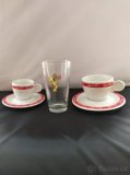 Lucaffe šálky porcelán, sklo, reklamní cedule