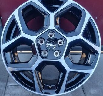 18"-NEJETÉ ATRAKTIVNÍ ALU DISKY 5x108 OPEL ASTRA-L