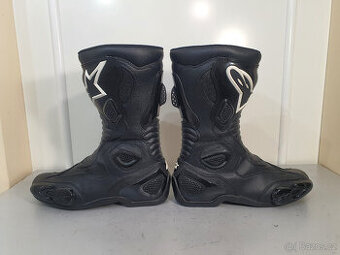 41 Alpinestars SMX-5 Vysoke boty na motorku