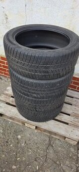 Pneu, pneumatiky 245/45 R19 barum, zimní