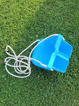 Plastová houpačka - 1