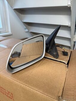 Levé zpětné zrcátko octavia 2