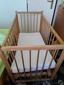 Detska drevena postýlka