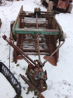 Tek Zetor na brambory