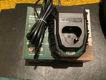 Nabíječka Parkside nová 12V