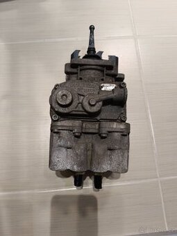 Man TGL 12.180 brzdič pedálový