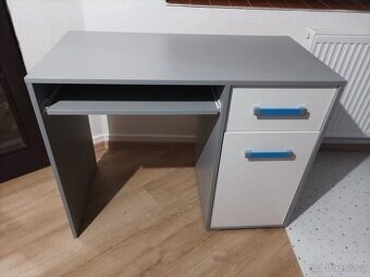 Psací stůl