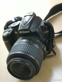 Nikon D3000 vč. objektivu 18-55mm VR a 55-200mm VR