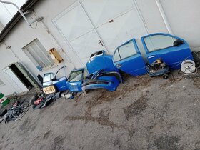 Škoda Fabia 1 díly modrá a červená