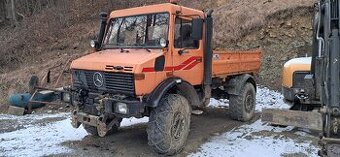 Mercedes - Bens Unimog U1650