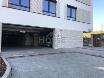 Prodej garážového stání (18 m2) - Praha 10 - Dolní Měcholupy - 1