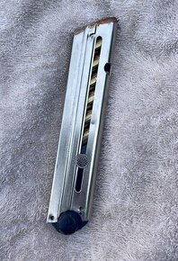 Zásobník 9mm Parabellum P08