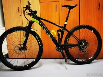 Canyon Lux CF 8.0 Pro Race