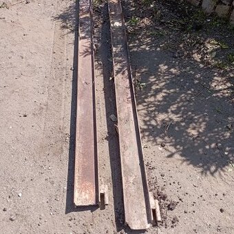 Traverza