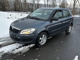 Škoda Fabia II 1.2i 51kw, r.2011, 1.Majitel, serviska, STK