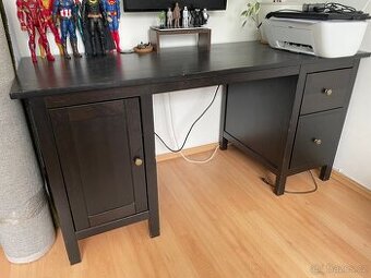 Psací stůl Ikea