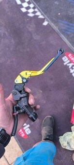 Radiální pumpa Brembo 16